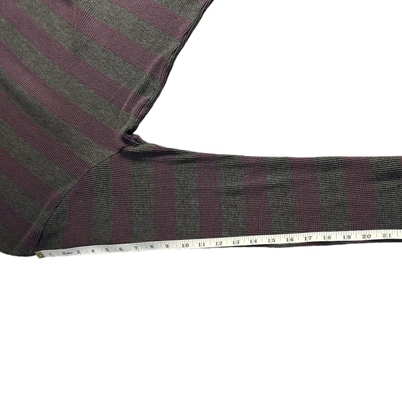 Vans Long Sleeve Crew Neck Waffle Tee in Purple & Charcoal Grey (Youth/Boys L) - Picture 6 of 11